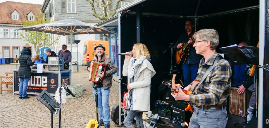 Die Band auf der Bühne