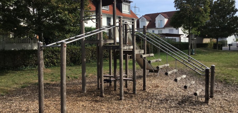 das Klettergerüst