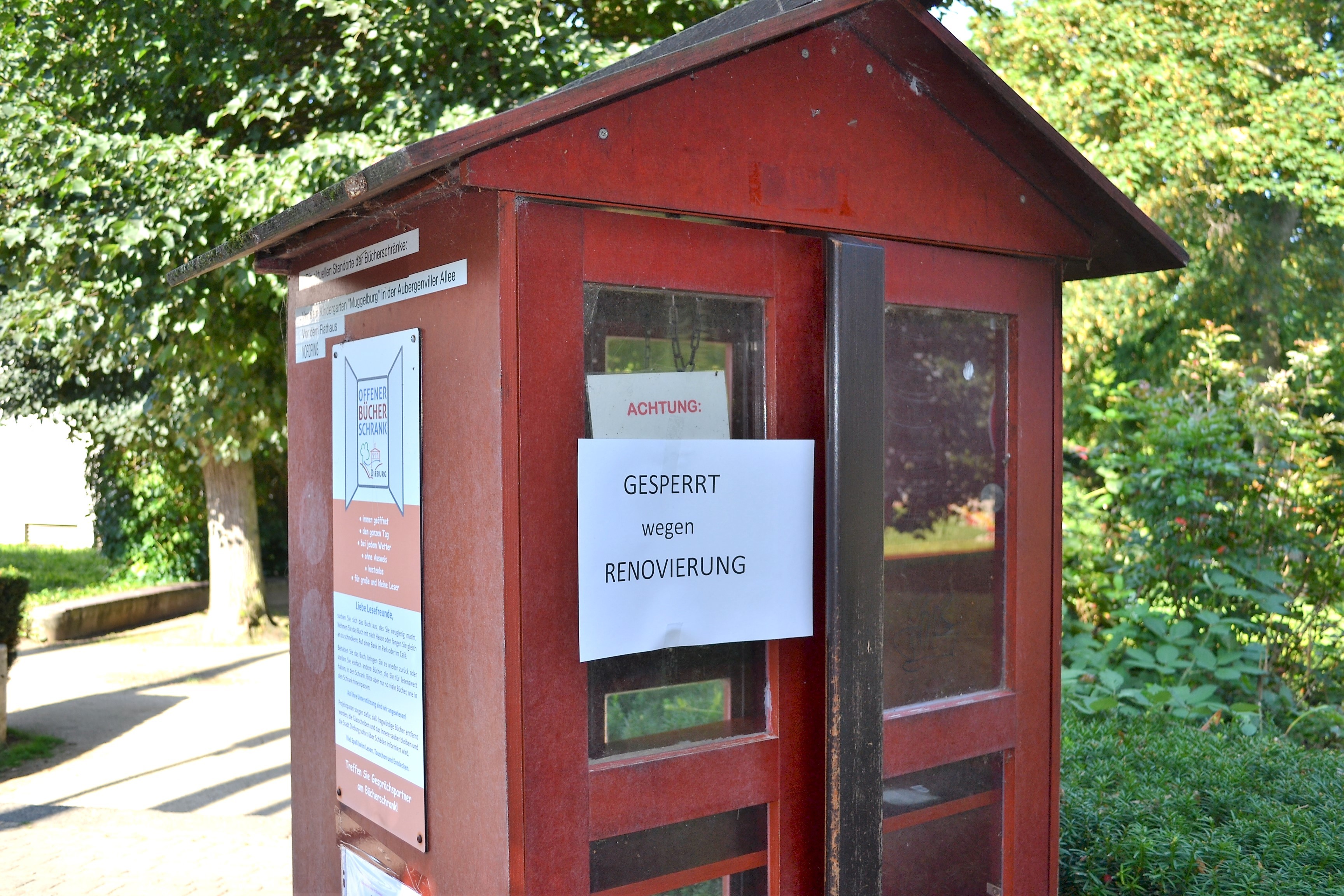 der Bücherschrank am Rathausvorplatz
